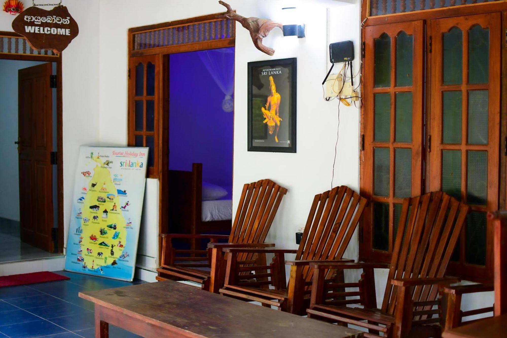 Tourist Holiday Inn Dambulla Bagian luar foto